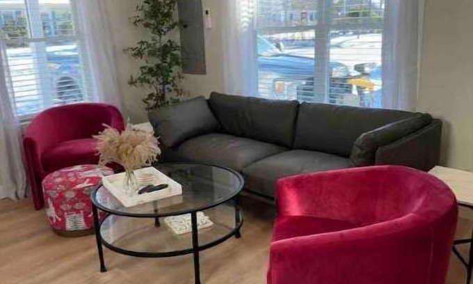 Kittery House | Newly renovated cottage