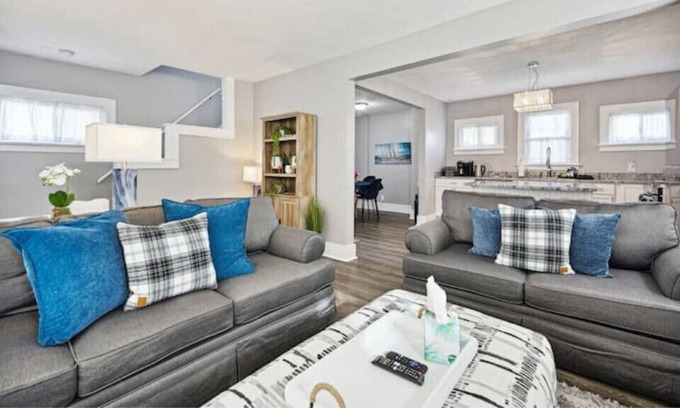 Lorain House | Newly Renovated Home in Lorain