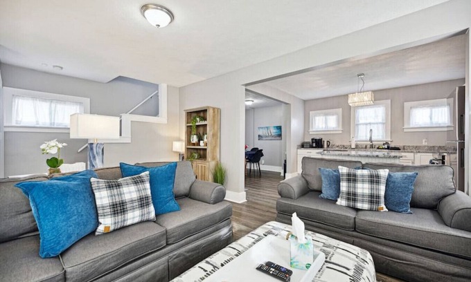 Lorain House | Newly Renovated Home in Lorain