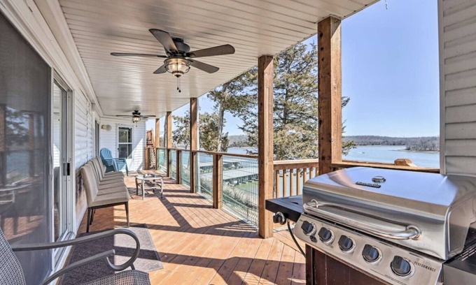 Lake of the Ozarks House | Newly Updated in State Park - Large Patio & Pool