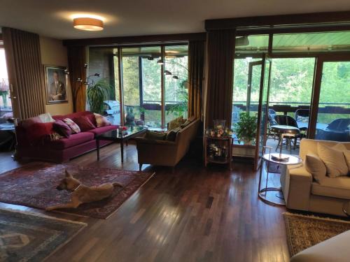 Lantinen District Apartment | Next door to the President, 70's vintage luxury