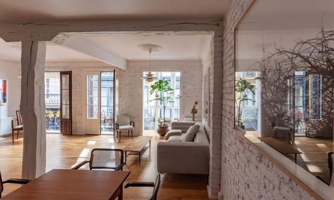 San Francisco Apartment | Next to the old town
