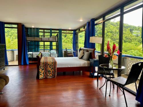 Koror Apartment | Ngermid Oasis- 1BD, Beautiful Lodge, Amazing Views