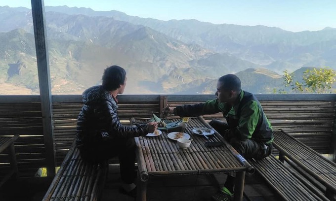 Mu Cang Chai Hotel | Nhà hàng Nhà nghỉ Dù Lượn Khau Phạ
