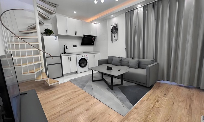 Jinsong Panjiayuan Apartment | Nice 1br duplex Apartment with Roof terrace in Beijing downtown
