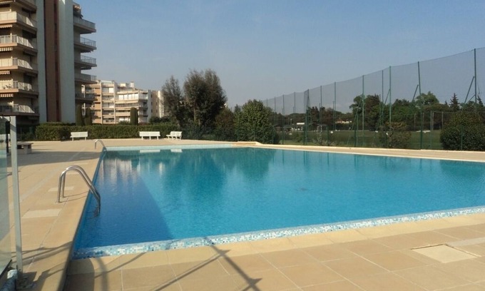La Napoule Apartment | Nice 2 rooms apartment, bright, by the sea and the beaches, large pool