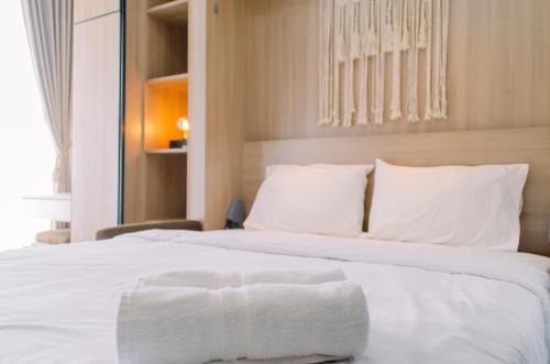 Ciputat Apartment | Nice and Fancy Studio at Transpark Bintaro Apartment By Travelio