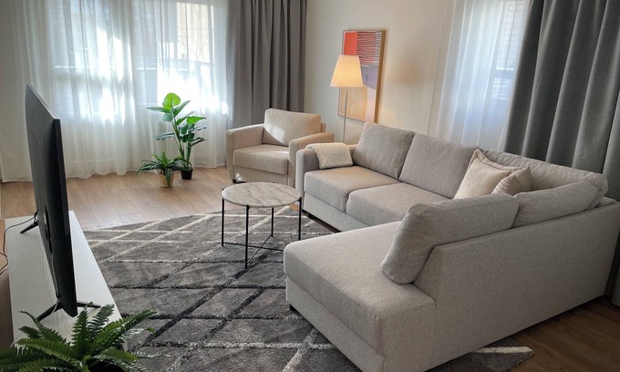 Itainen District Condo | Nice and spacious condo apartment