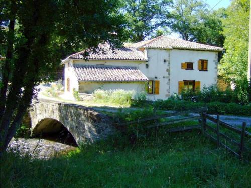 Saint-Pierre-le-Vieux Apartment | Nice apartment in Olsberg