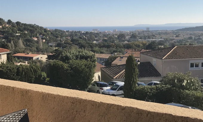 Bormes-Les-Mimosas Apartment | Nice apartment for 4 persons with a nice view