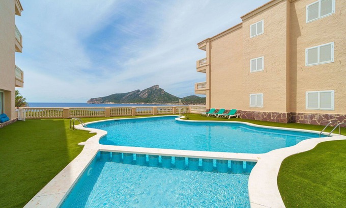 Andraitx Apartment | Nice apartment for 2 guests with WIFI, A/C, pool, TV and balcony