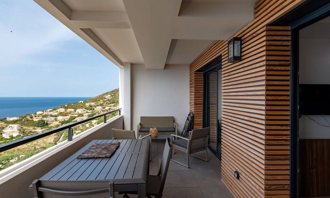 Cargese Apartment | Nice apartment for 4 guests with WIFI, A/C, patio and parking