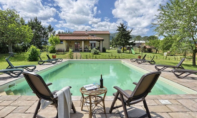Pomarance Apartment | Nice apartment for 5 guests with pool, WIFI, TV, patio, panoramic view and parking
