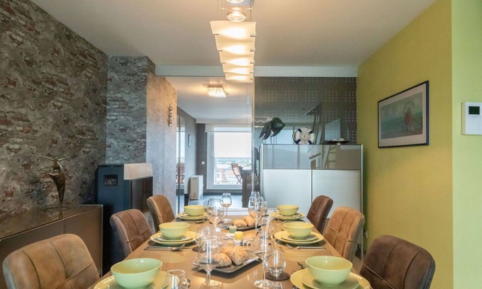 Bredene Apartment | Nice apartment for 6 guests with WIFI, TV, terrace and parking