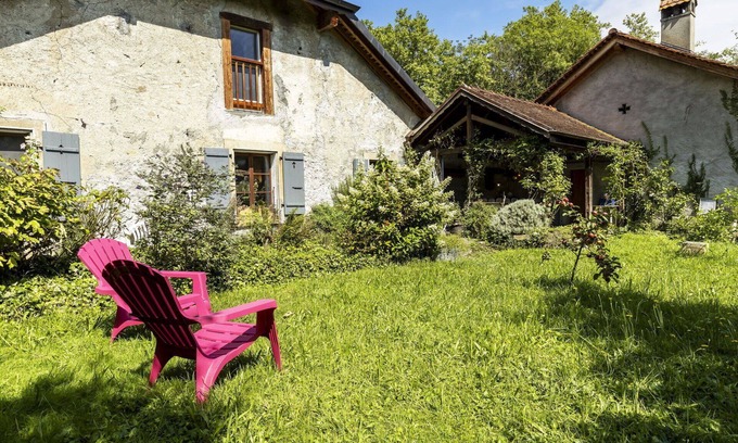 Noville Apartment | Nice apartment for 3 people with WIFI, patio and pets allowed