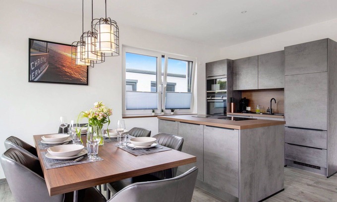 Butjadingen Apartment | Nice apartment for 11 people with WIFI, TV and terrace