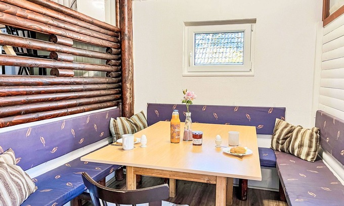 Frankenau House | Nice apartment in villa for 6 people with WIFI, TV and terrace