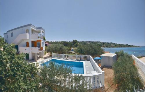 Drvenik Mali Apartment | Nice Apartment In Drvenik Mali