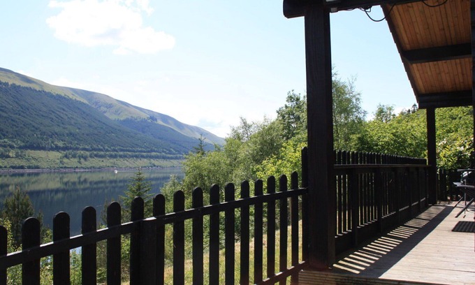 South Laggan House | Nice apartment in villa for 4 guests with TV and parking