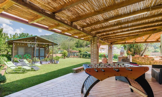 Stazzema Apartment | Nice apartment for 6 people with WIFI, TV, terrace and pets allowed