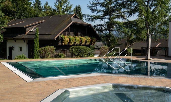 Finkenstein am Faaker See Apartment | Nice apartment for 4 guests with pool, WIFI, TV and pets allowed