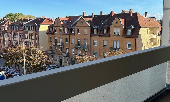 Oststadt Apartment | Nice, big and Central Apartment With 2 Balconies