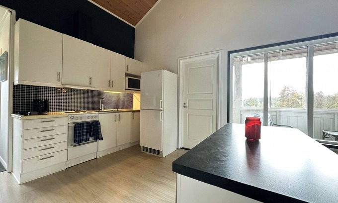 Olsfors House | Nice cottage by lakes and forest, near Borås | SE08050