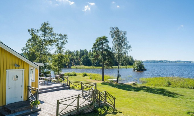 Aneby House | Nice cottage with a panoramic view of Lake Ylen | SE07025