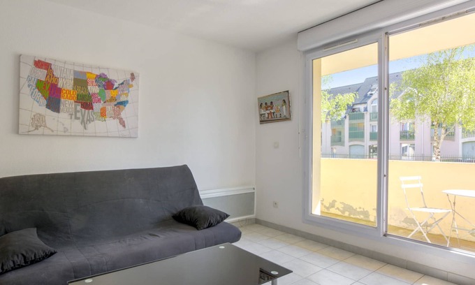 Touques Apartment | Nice flat with balcony and parking - Touques - Welkeys