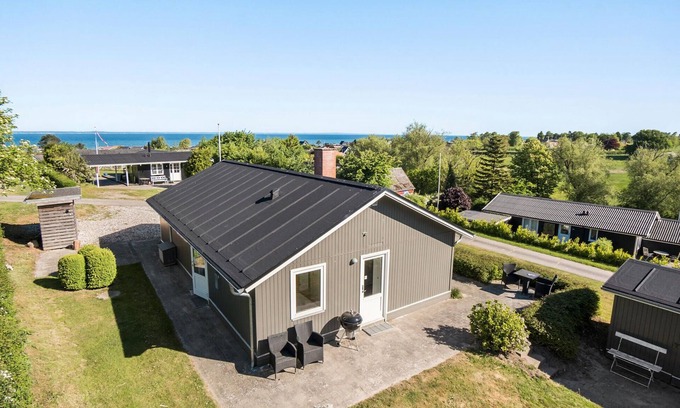 Middelfart House | Nice home in Brenderup Fyn with WiFi