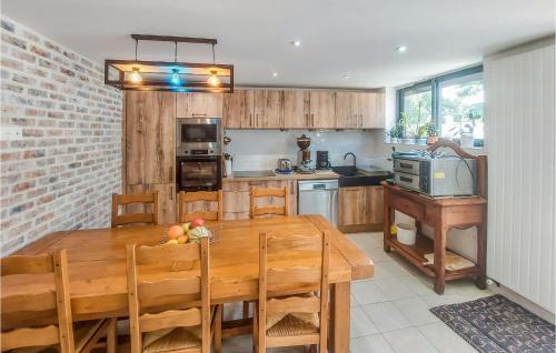 Bucquoy House | Nice Home In Bucquoy With Wifi