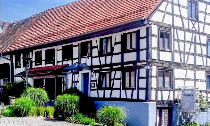 Randegg House | Nice Home In Gottmadingen With Wifi