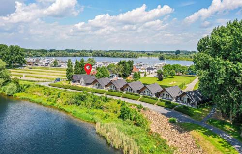 Kerkdriel House | Nice Home In Kerkdriel With Wi-Fi