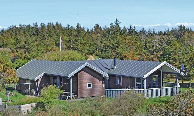 Grærup Strand House | Nice home in Oksbøl with sauna