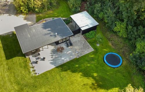 Ronbjerg House | Nice Home In Roslev With Kitchen