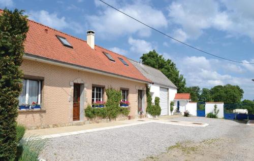 Bourthes House | Nice Home In Senlecques With Kitchen