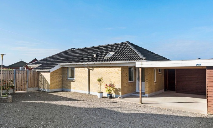 Vorupør House | Nice home in Thisted with kitchen