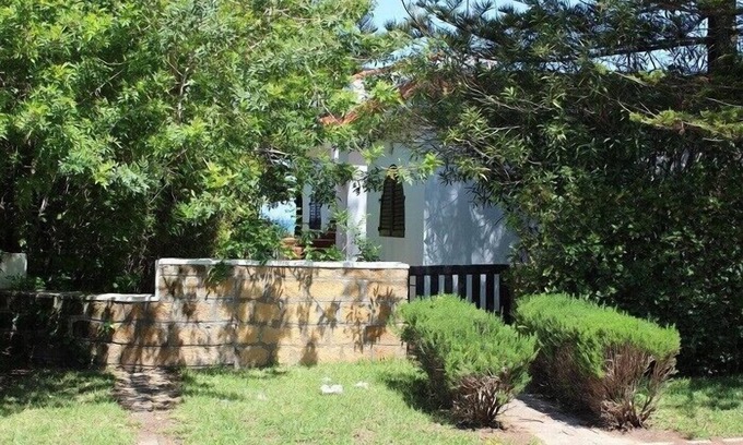 Skhirat Villa | Nice little villa (pied-à-terre) on seafront, on 427 m² of land