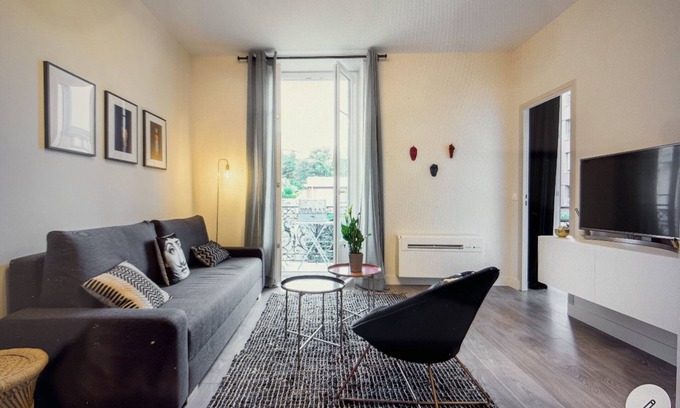 Cimiez Apartment | NICE T2 new 40m2 balcony CLIM old town GARIBALDI