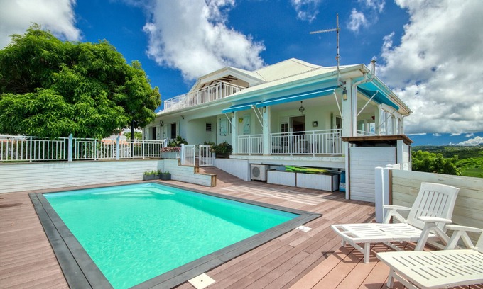 Riviere-Salee Villa | Nice Villa with sea view and swimming pool (MQRS08)
