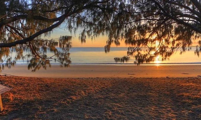 Queens Beach Hotel | Nightcap at Queens Beach Hotel