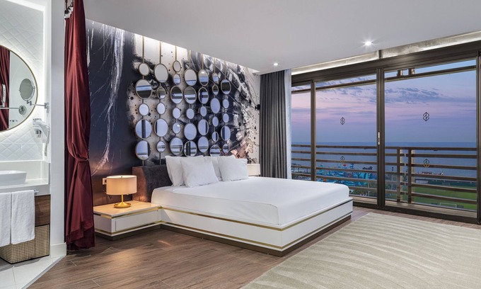 Lara Hotel | Nirvana Cosmopolitan