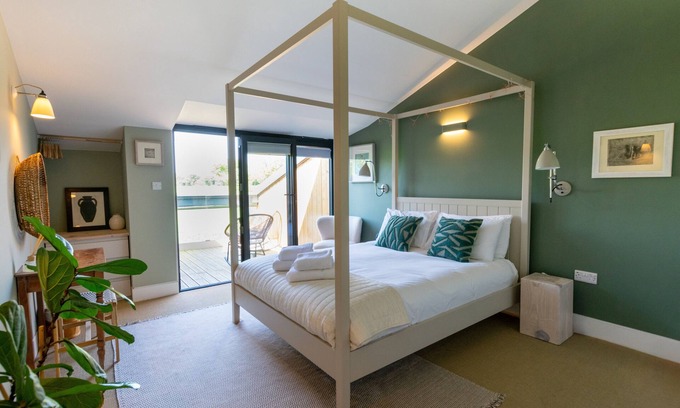 Sotherton House | No.3 Long Barn - Three Bedroom House, Sleeps 6