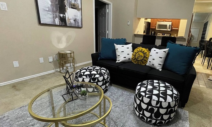 Valley Ranch Apartment | No Bad Days