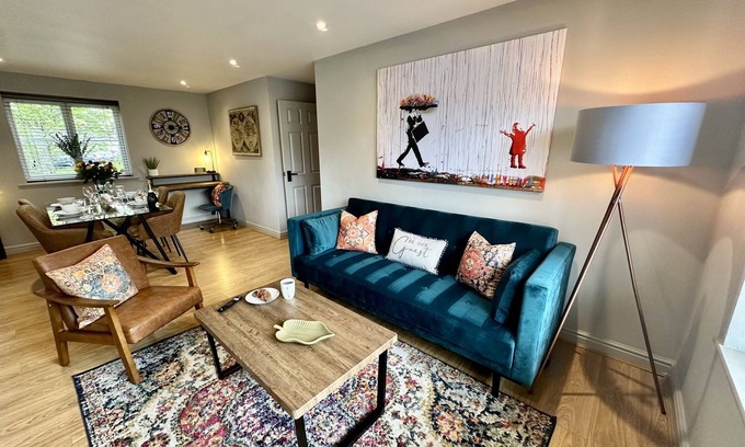 Leamington Spa Apartment | No48 - 2-bed Boutique Apartment - Hosted by Hutch