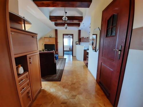 Straconka Apartment | Noclegi w Księgarni
