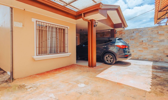 El Tanque House | NOMADS IDEAL PROPERTY 5 MINUTES FROM LA FORTUNA