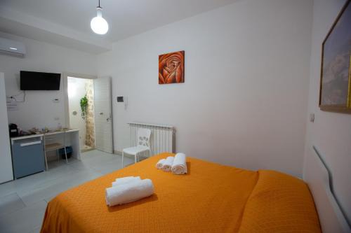 Gangi House | Nonno Giovanni