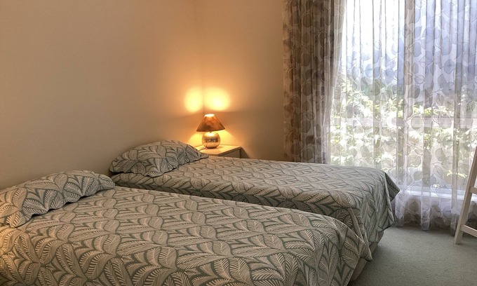 Peregian Beach House | Noosa/Coolum 2 Bedroom s/contained studio apartment