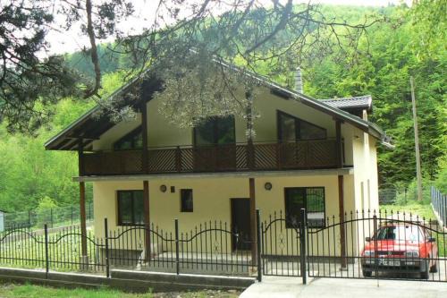 Troyan House | Nordic Villa Chiflika